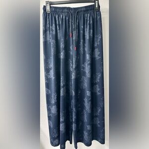 Leaf Patterned Gray Curtains